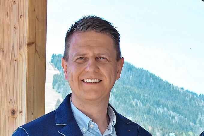 Michael Turner – Editor-in-Chief, CAOffer.ink